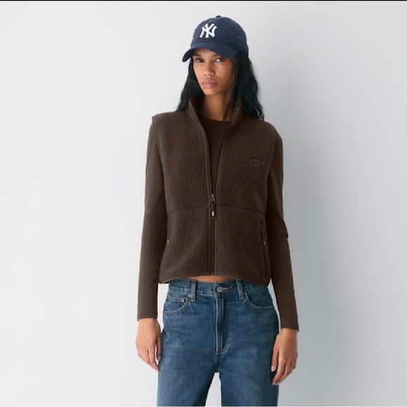 Aritzia Polartec Thermal Pro Mockneck Hi-hip Vest Size XL, Rich Mocha Brown - Picture 7 of 12